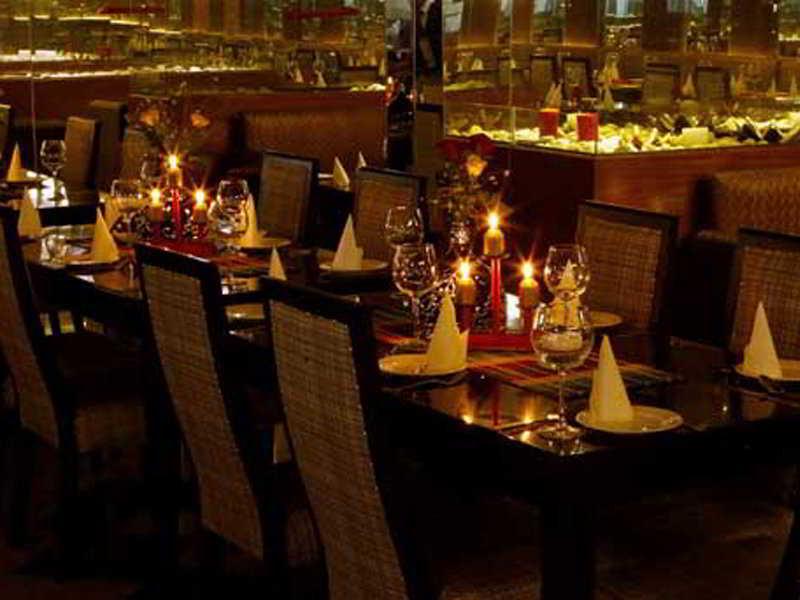 The Grand Hotel Bizzotel Gurgaon Exterior photo